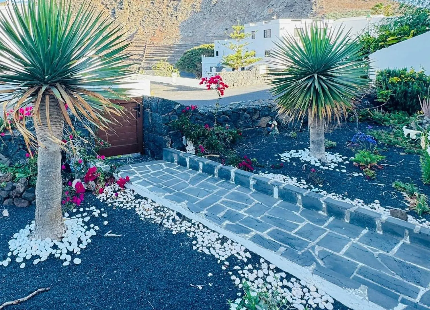 Casa Rural Yeyo En El Crater Del Volcan Тингуатон Дом отдыха